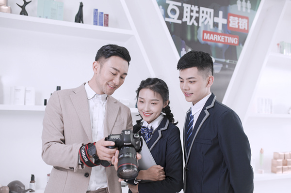快看！這里有一份適合女生的<a href=http://njxh.cn target=_blank class=infotextkey>專業</a>排名