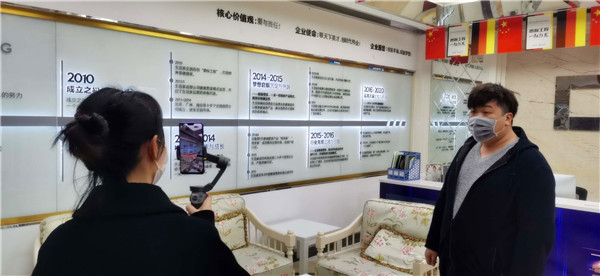 就業(yè)保障丨畢業(yè)學子線上參觀合作企業(yè)，促進校企合作三方共贏！
