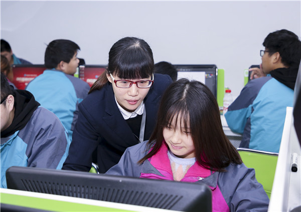 男生學(xué)什么IT<a href=http://njxh.cn target=_blank class=infotextkey>專業(yè)</a>好，自學(xué)or培訓(xùn)？