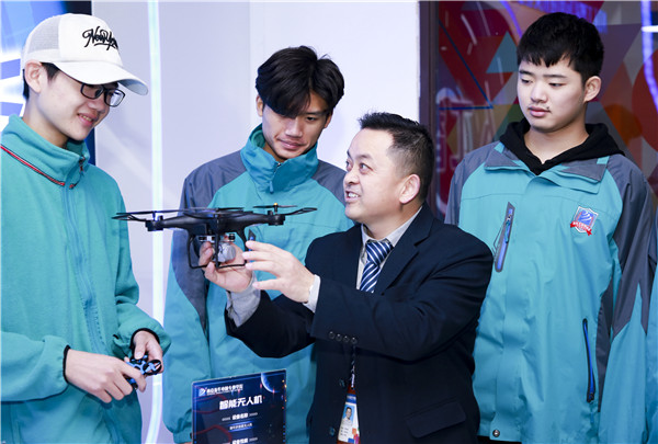 初中畢業上技校學什么技術好？