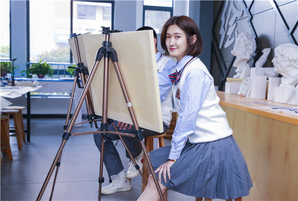 女生讀職業學校，學什么<a href=http://njxh.cn target=_blank class=infotextkey>專業</a>好就業