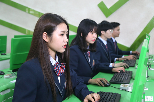 女生學<a href=http://njxh.cn target=_blank class=infotextkey>專業</a>學什么好？