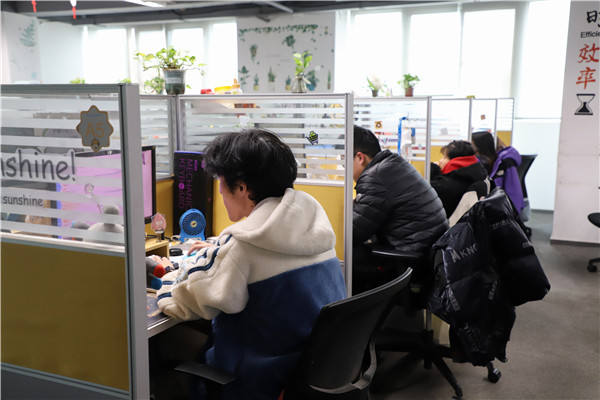 產教融合謀發展 訪企拓崗促就業