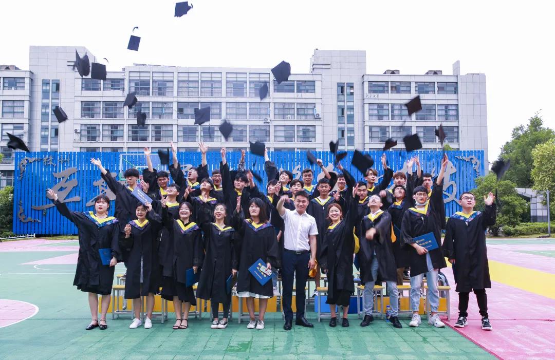 青春不散場，給新華時光的專屬回憶